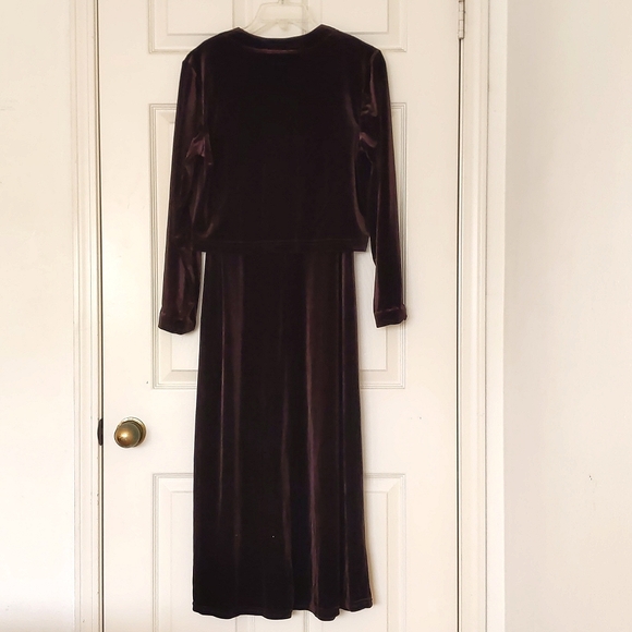 NWT. Woman's Velvet short cardigan and maxi dress set. - Picture 2 of 6